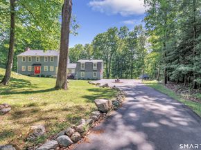 37 Lamppost Drive, Redding CT 06896