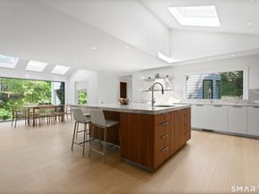 22 Pent Road, Weston CT 06883