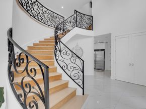 14 Barmore Drive, Stamford CT 06905