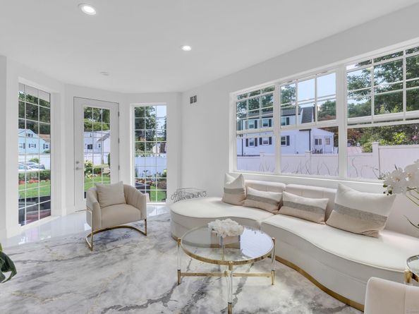 14 Barmore Drive, Stamford CT 06905