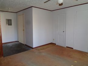 127 Canaan Court 13 Building 82, Stratford CT 06614