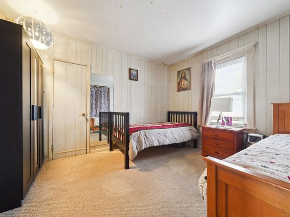 17 Alden Street, Stamford CT 06902