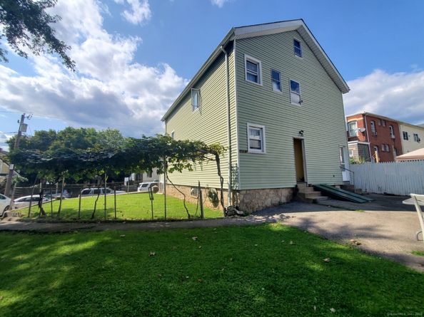 17 Alden Street, Stamford CT 06902