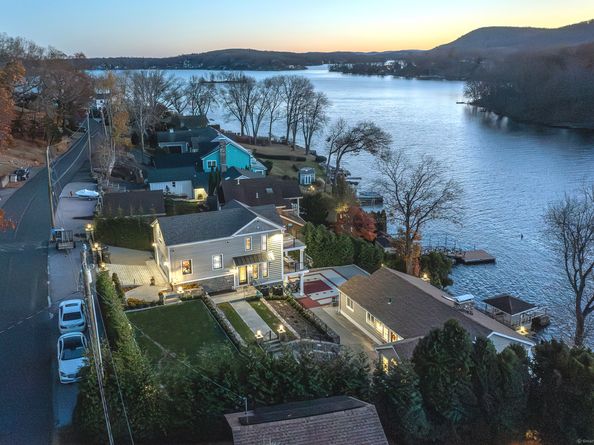 52 S Lake Shore Drive, Brookfield CT 06804