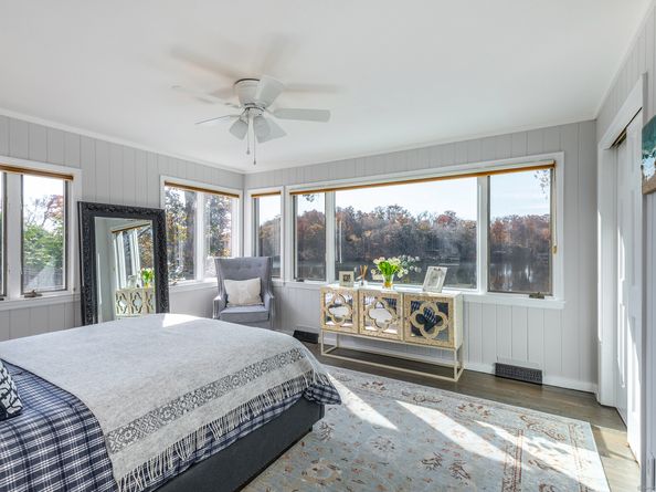 52 S Lake Shore Drive, Brookfield CT 06804