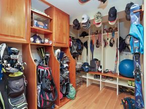 9 Blue Spruce Circle, Weston CT 06883