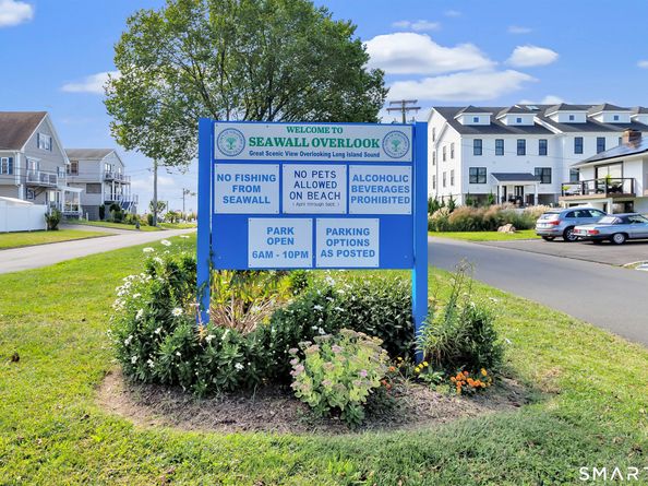 105 Washington Parkway, Stratford CT 06615