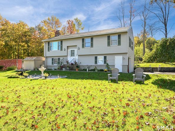 2 Ken Oaks Drive, Danbury CT 06810