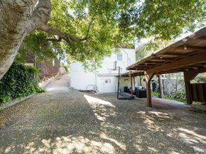 373 Moraga Avenue, Piedmont CA 94611