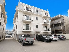 858 E 2nd Street 2, Boston MA 02127