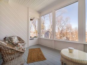 103 Bellevue St 4, Newton MA 02458