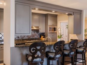 103 Bellevue St 4, Newton MA 02458