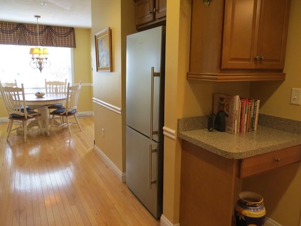 877 Auburnville Way J4, Whitman MA 02382