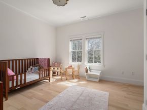 11 Fisher Ave, Wellesley MA 02482