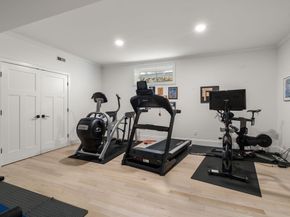 11 Fisher Ave, Wellesley MA 02482