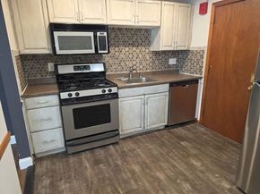 70 Mudge St 12, Lynn MA 01902