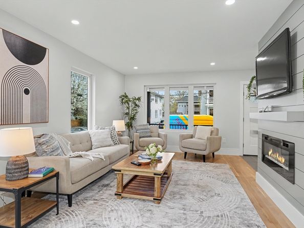 17 Drew Road 17, Belmont MA 02478