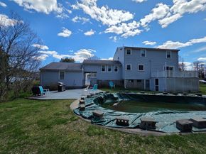 18 Lintric Dr, Weymouth MA 02190