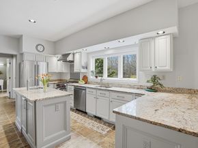 10 Joseph Road, Hopkinton MA 01748
