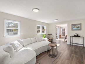 8 Alfred Place, Woburn MA 01801