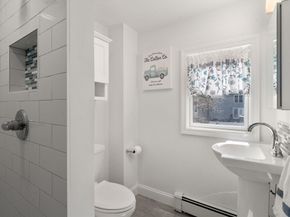 8 Alfred Place, Woburn MA 01801