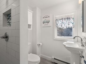 8 Alfred Place, Woburn MA 01801