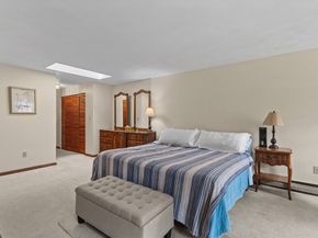 8 Liberty Tree Lane, Shrewsbury MA 01545