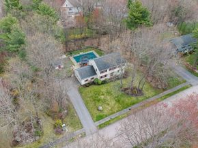 8 Liberty Tree Lane, Shrewsbury MA 01545