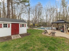 8 Liberty Tree Lane, Shrewsbury MA 01545