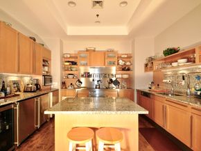 70 Mt Vernon 3A, Boston MA 02108