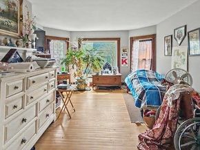 49 Juniper St, Winchendon MA 01475