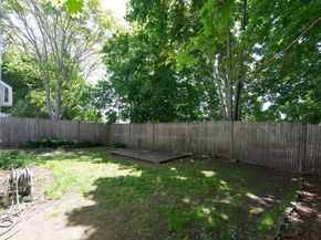 11 Mount Pleasant St 1, Waltham MA 02452