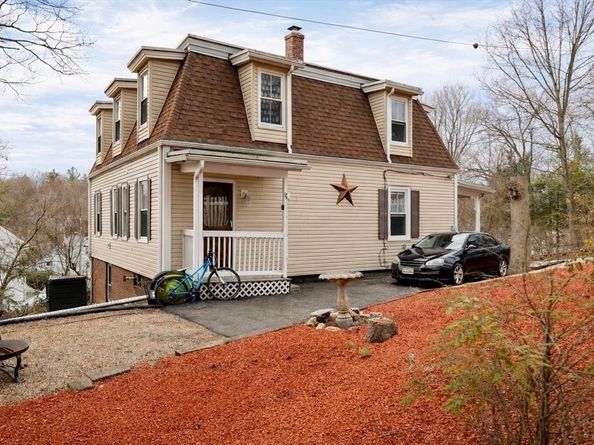 17 Fairview Street, Fitchburg MA 01420