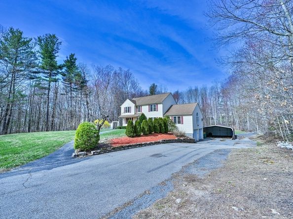 99 Smith Rd, Charlton MA 01507