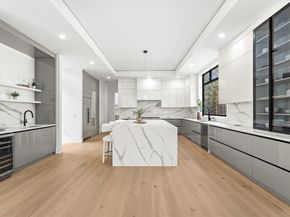 5 Deer Path Ln, Weston MA 02493