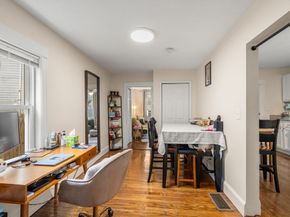 34 R Clyde, Somerville MA 02145