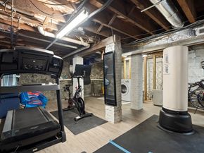 372 Silver St 1, Boston MA 02127