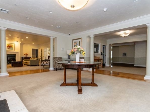 1 Lenox St 312, Norwood MA 02062