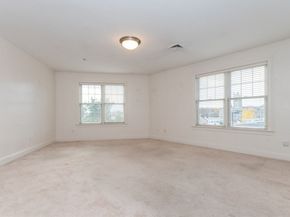 1 Lenox St 312, Norwood MA 02062