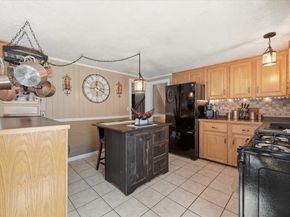 305 Plymouth St, Middleboro MA 02346