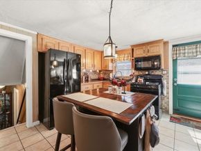 305 Plymouth St, Middleboro MA 02346