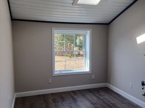 28 Lakeview, Wareham MA 02538
