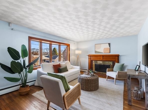 44 Piedmont St, Arlington MA 02476