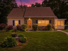 67 Thurston Ave, Northbridge MA 01588