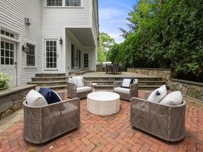 25 Kenilworth Road, Wellesley MA 02482
