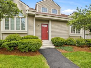237 South St 6, Shrewsbury MA 01545