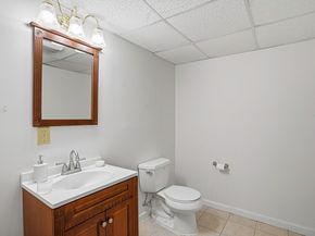 237 South St 6, Shrewsbury MA 01545