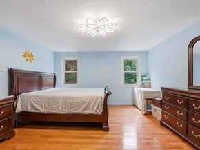 237 South St 6, Shrewsbury MA 01545