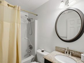 237 South St 6, Shrewsbury MA 01545