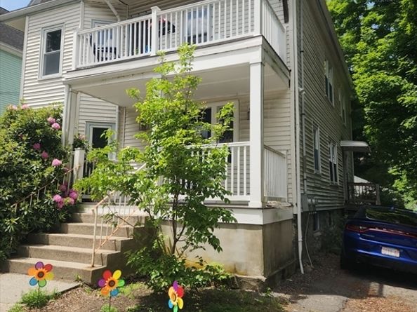 110 Crescent Ave, Melrose MA 02176
